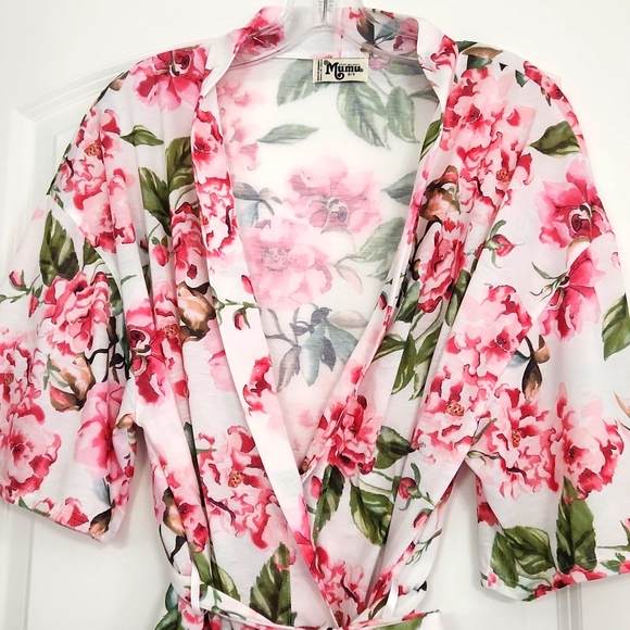 Pretty summer floral short robe by Show Me Your Mumu. Great condition! - Picture 4 of 9